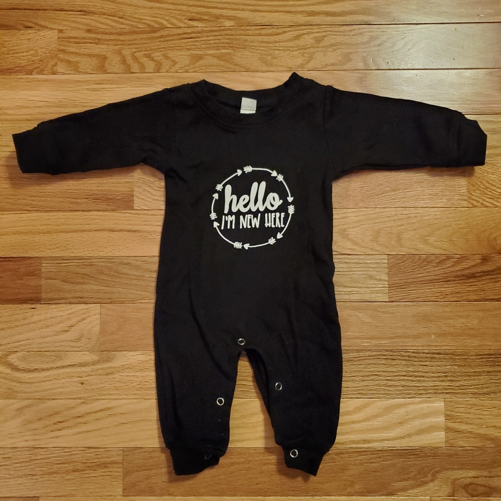 Black Long Sleeve Sleeper "I'm New Here"